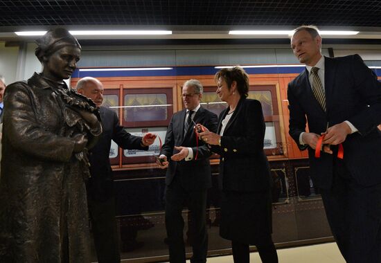 Monument to Irena Sendler unveiled