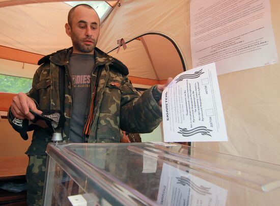 Donetsk and Lugansk regions hold referendum on self-determination