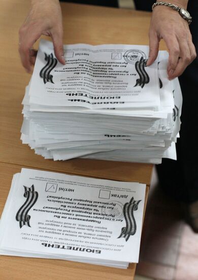 Southeast Ukraine referendum vote count