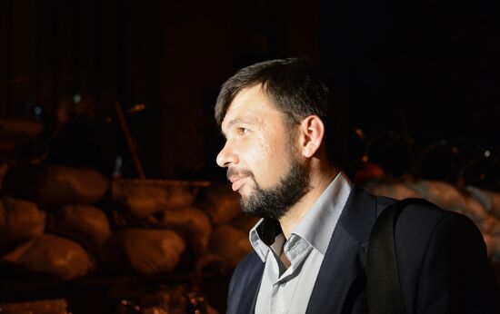 Counting ballots following referendum on the status of southeastern Ukraine