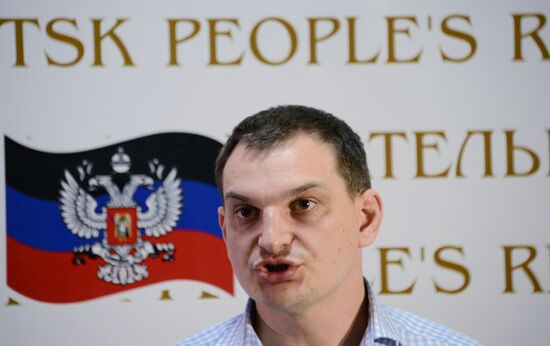 Counting ballots following referendum on the status of southeastern Ukraine