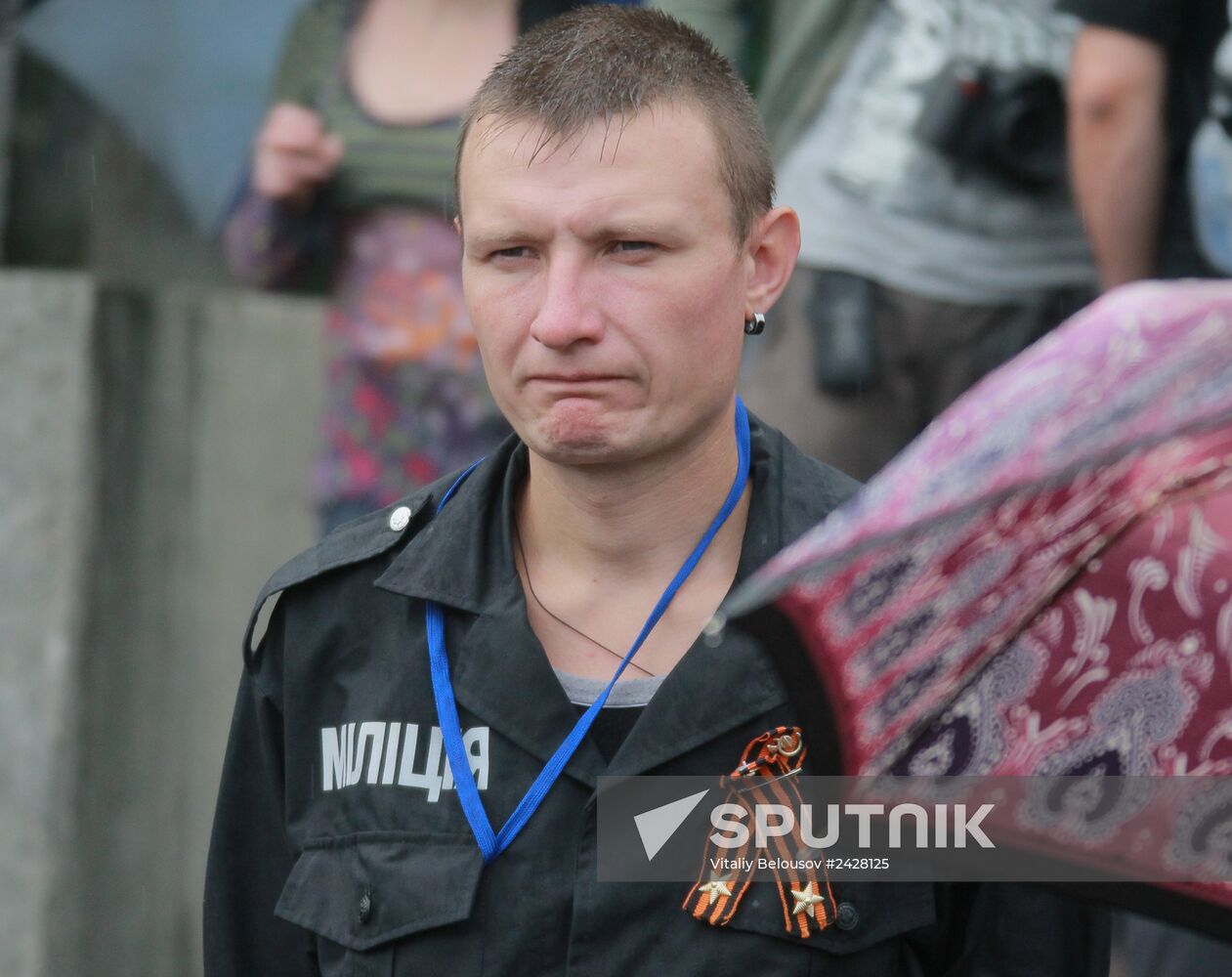 Concert and rally devoted to referendum on status of Lugansk Republic