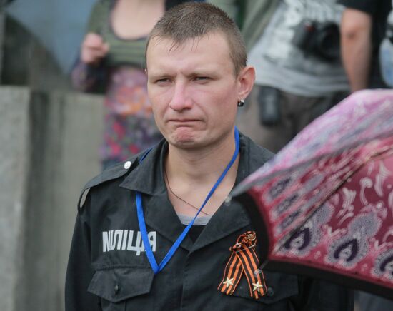 Concert and rally devoted to referendum on status of Lugansk Republic