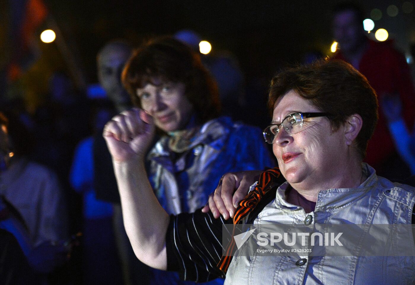 Concert and meeting dedicated to referendum on status of Donetsk People's Republic