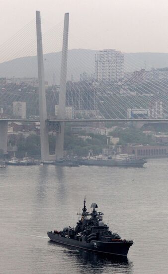 Pacific Fleet warships sail out for upcoming naval exercise