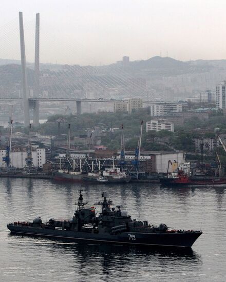 Pacific Fleet warships sail out for upcoming naval exercise