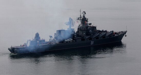 Pacific Fleet warships sail out for upcoming naval exercise