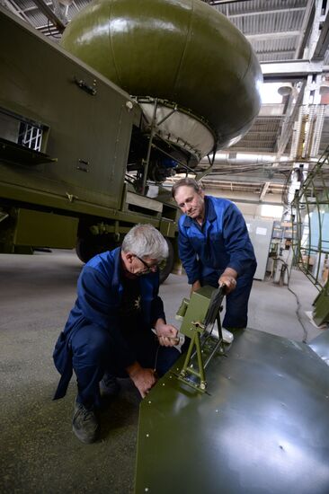 The Chelyabinsk-based Polyot (Flight) Radio Plant
