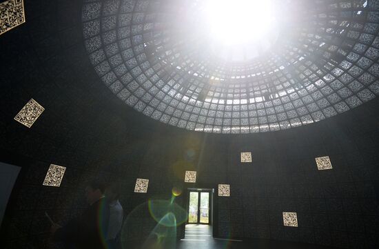 Infobox on territory of future Zaryadye Park