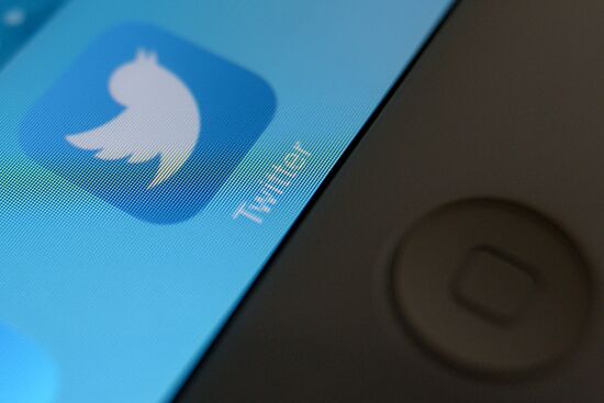 Russian mass media regulator may block Twitter access