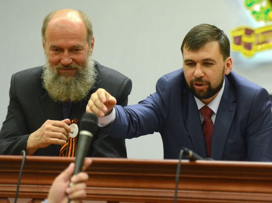 Cabinet ministers appointed by Donetsk People Republic's Parliament