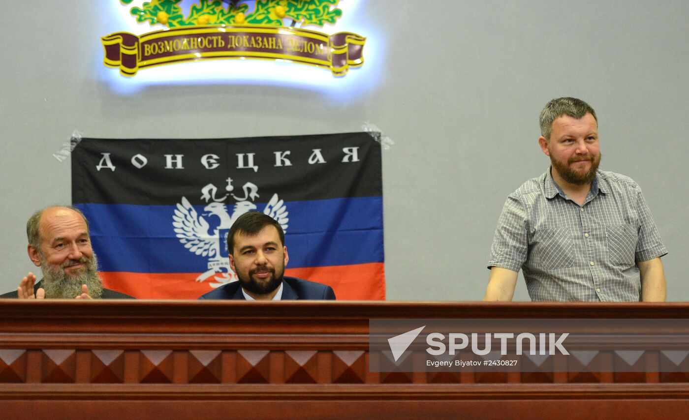 Cabinet ministers appointed by Donetsk People Republic's Parliament