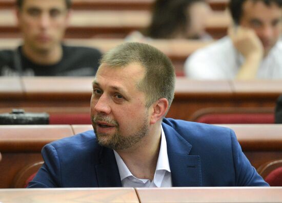 Cabinet ministers appointed by Donetsk People Republic's Parliament