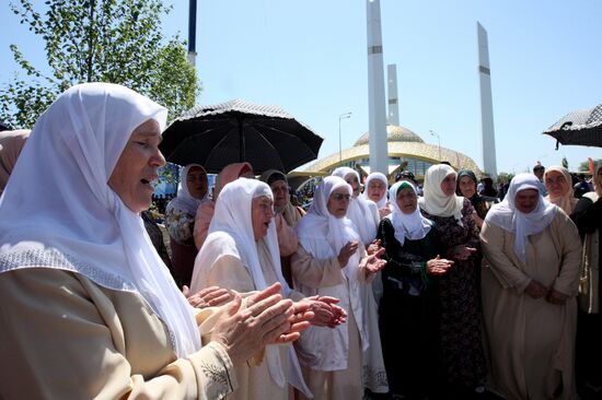 Aimani Kadyrova Mosque opened in Argun