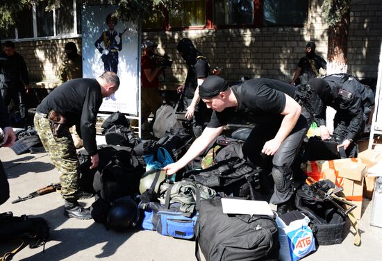 Members of people's volunteer battalion "Vostok" resubordinate Military Unit 3037 in Donetsk