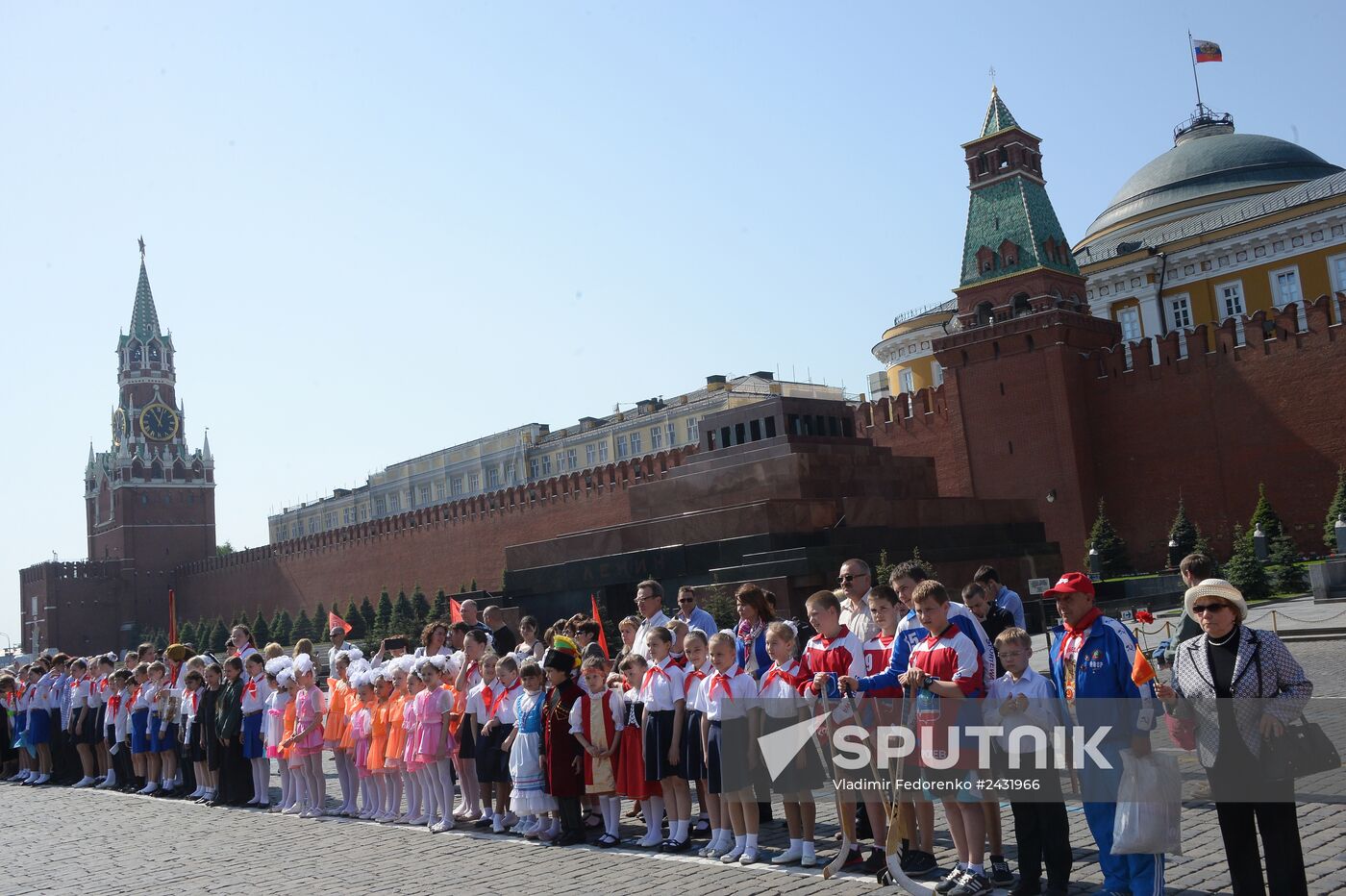 Children join Young Pioneer Organization on Moscow's Red Square