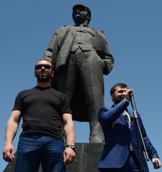 Rally in support of Donetsk People's Republic on Lenin Square in Donetsk