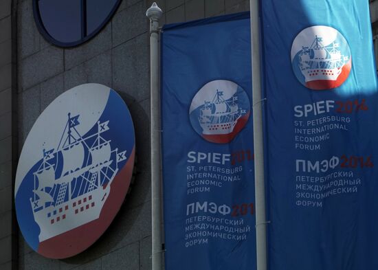 Preparations for opening of St.Petersburg International Economic Forum