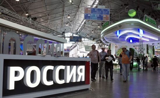 Preparations for opening of St.Petersburg International Economic Forum