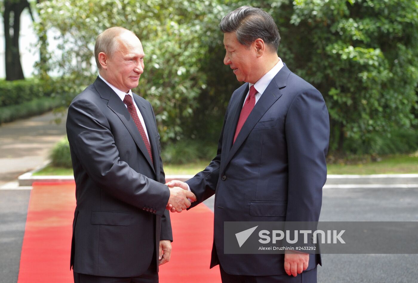 Vladimir Putin pays official visit to People's Republic of China