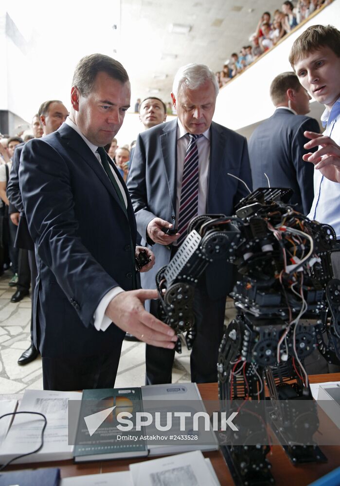 Dmitry Medvedev's trip to Zelenograd