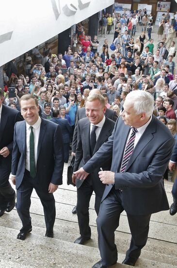 Dmitry Medvedev's trip to Zelenograd