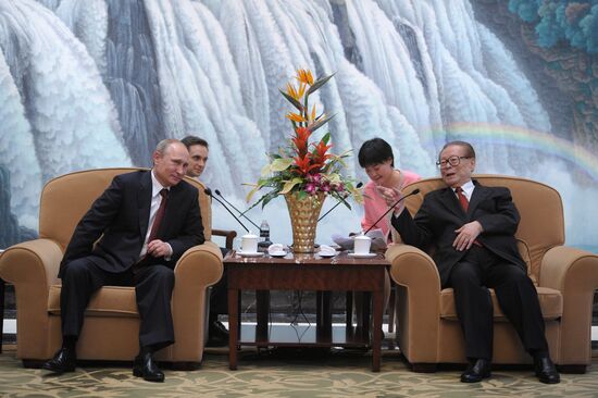 Vladimir Putin pays official visit to People's Republic of China