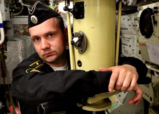 Life of the crew of Pacific Fleet's diesel submarine "Ust-Kamchatsk"
