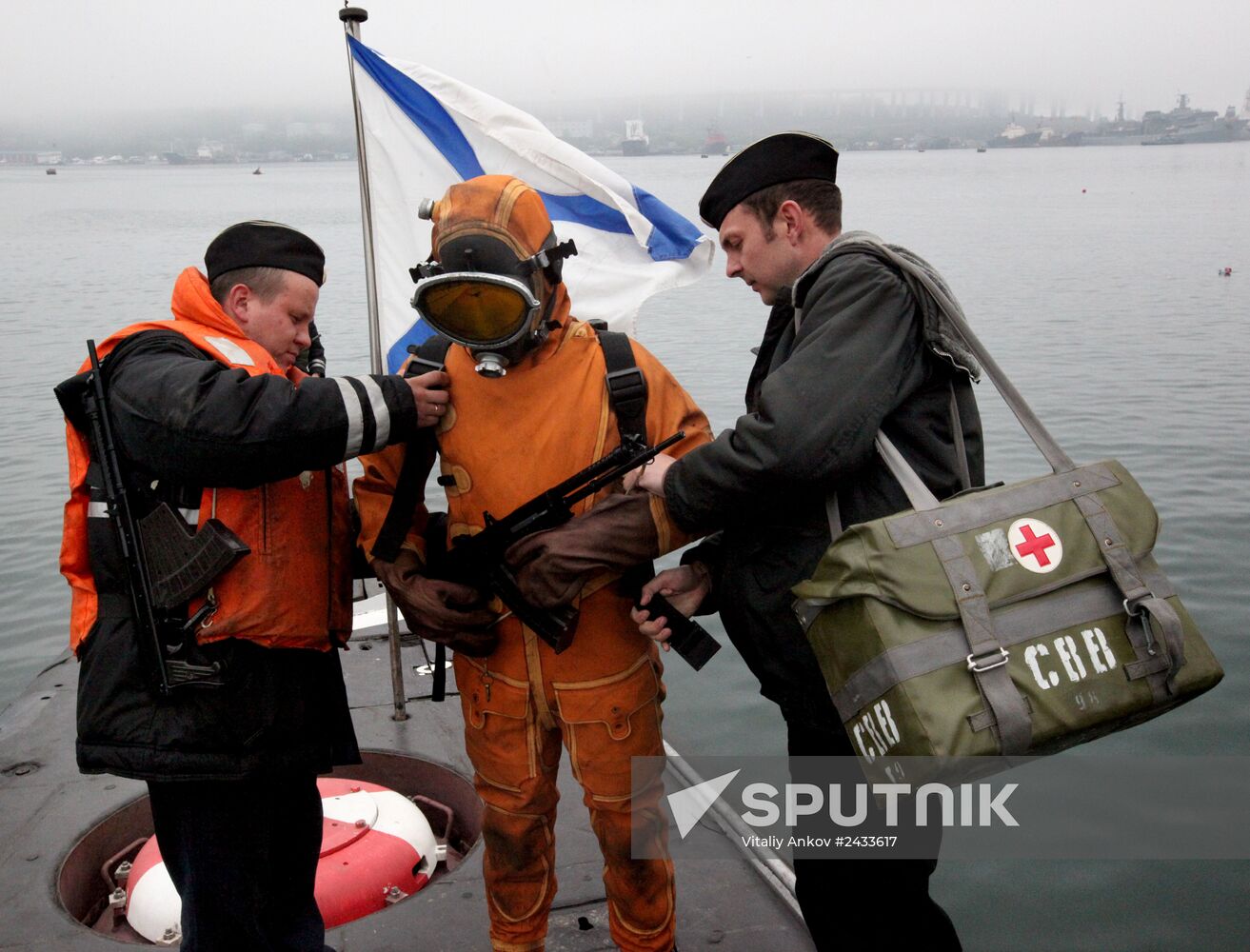 Life of the crew of Pacific Fleet's diesel submarine "Ust-Kamchatsk"