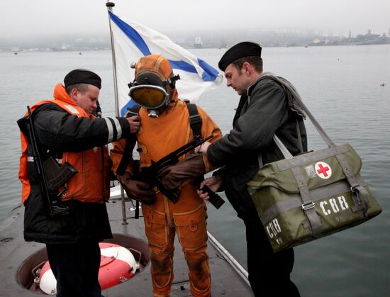Life of the crew of Pacific Fleet's diesel submarine "Ust-Kamchatsk"