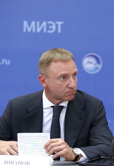 Dmitry Medvedev's trip to Zelenograd