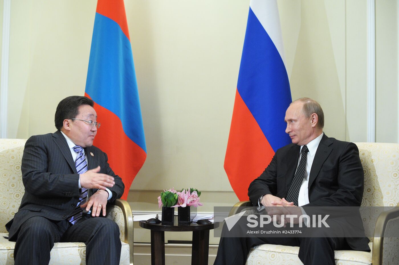 Vladimir Putin pays official visit to People's Republic of China