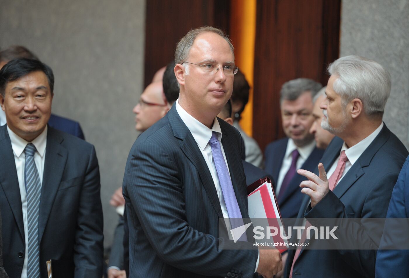 Vladimir Putin pays official visit to People's Republic of China