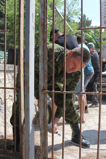Illegal fences removed on Crimean beaches