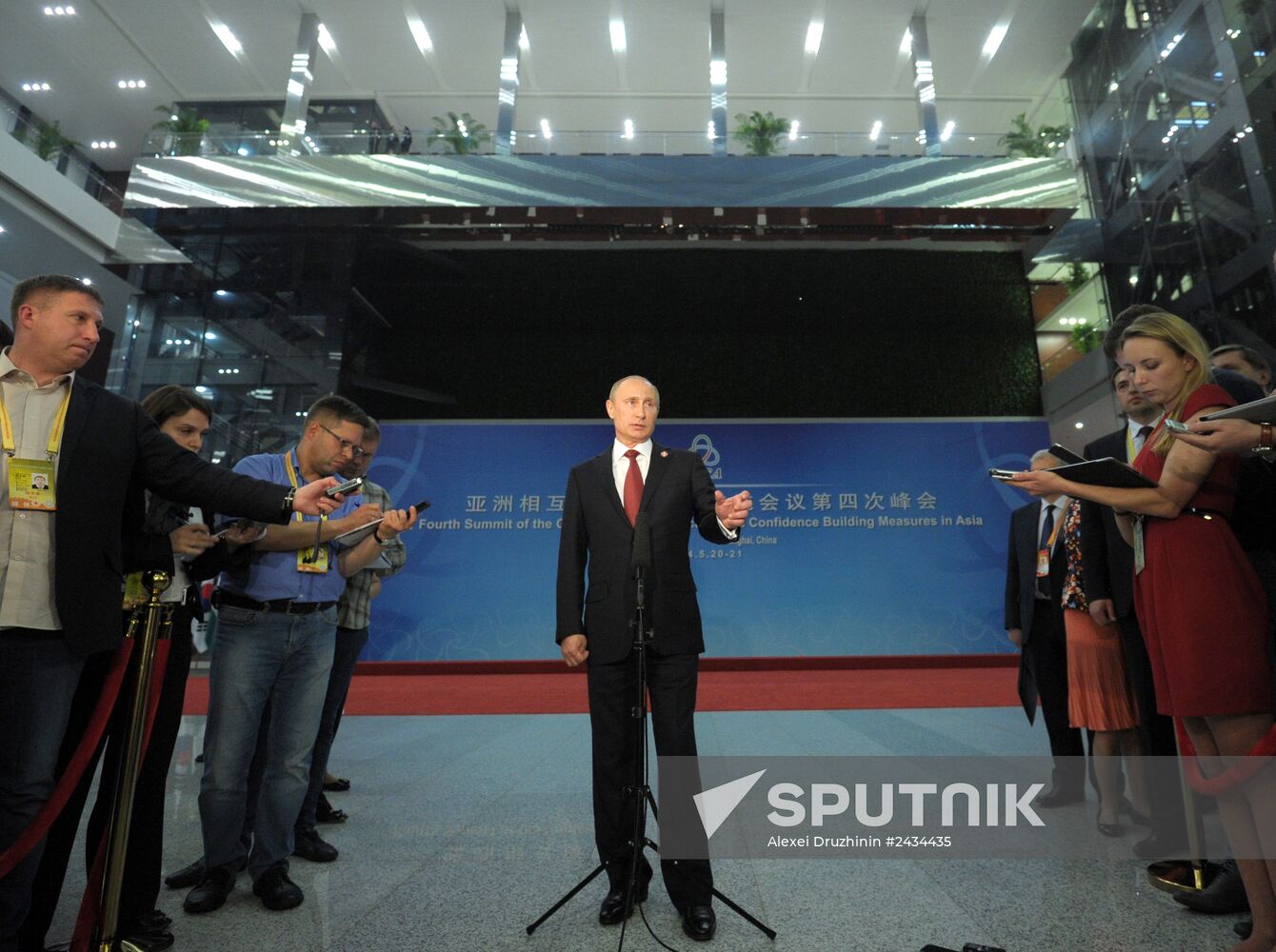 Vladimir Putin pays official visit to People's Republic of China