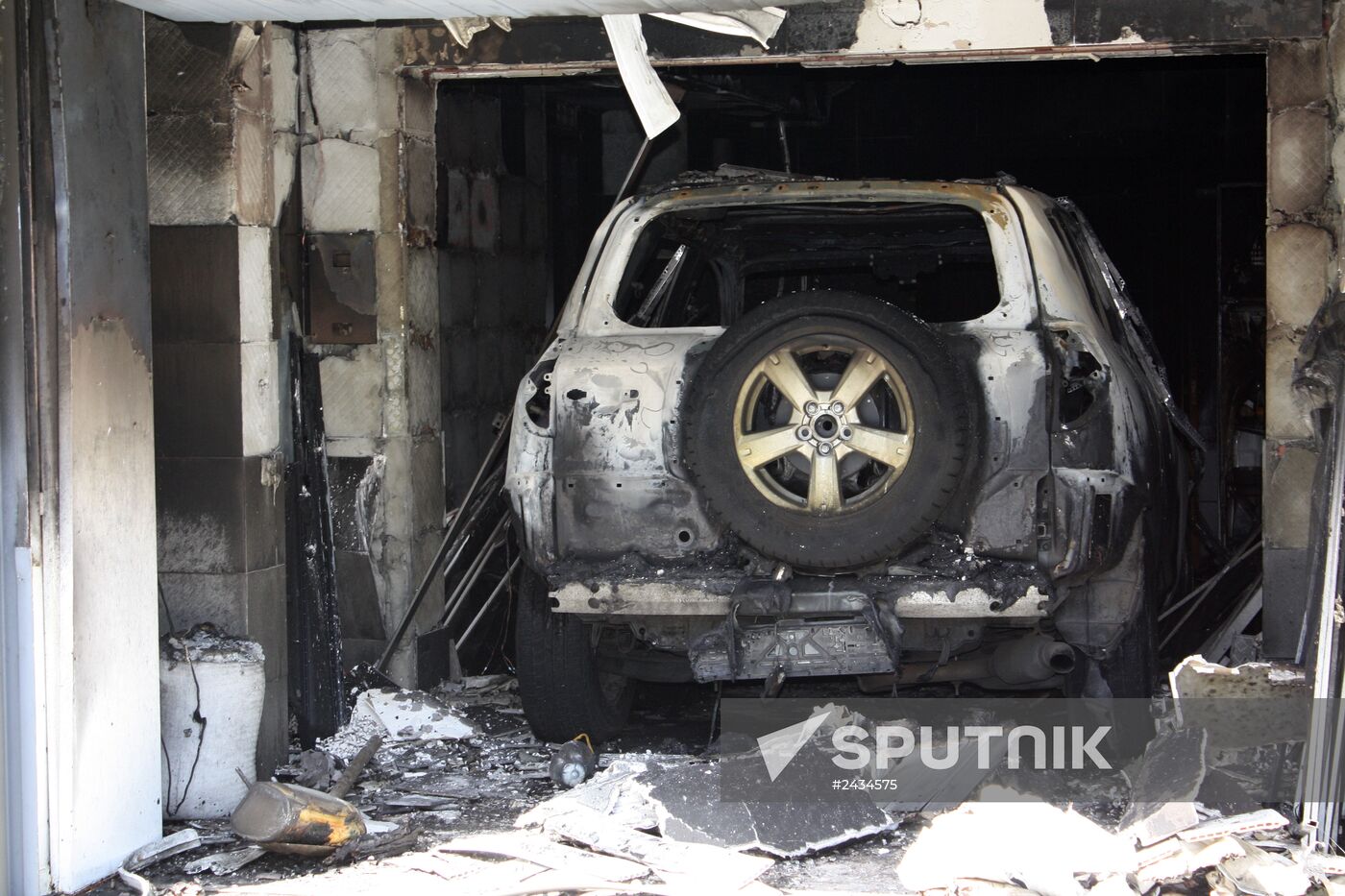 South-East Movement leader Oleg Tsaryov's house burnt in Dnepropetrovsk