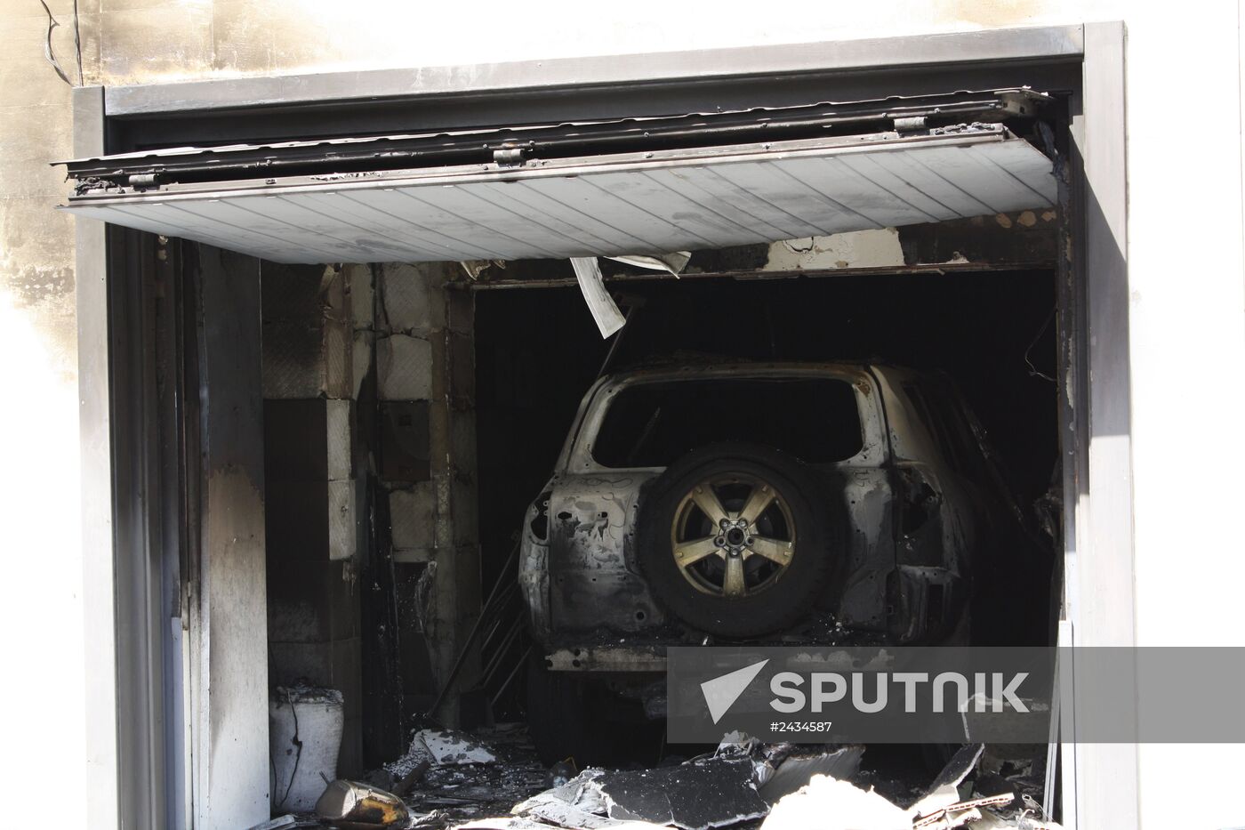 South-East Movement leader Oleg Tsaryov's house burnt in Dnepropetrovsk