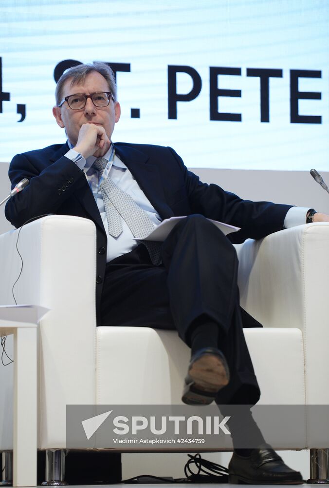 St. Petersburg hosts Global CEO Summit