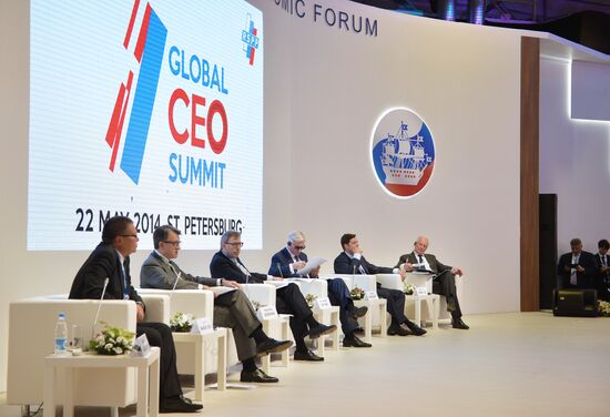 St. Petersburg hosts Global CEO Summit