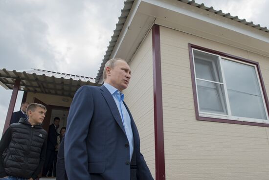 Vladimir Putin visits Blagoveshchensk