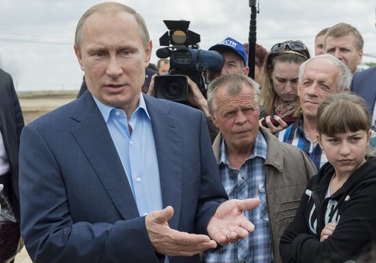 Vladimir Putin visits Blagoveshchensk