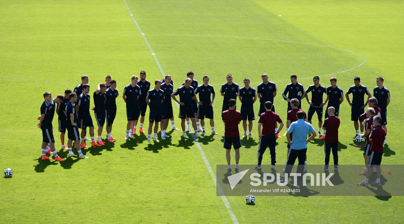 Russian football team prepares for 2014 FIFA World Cup