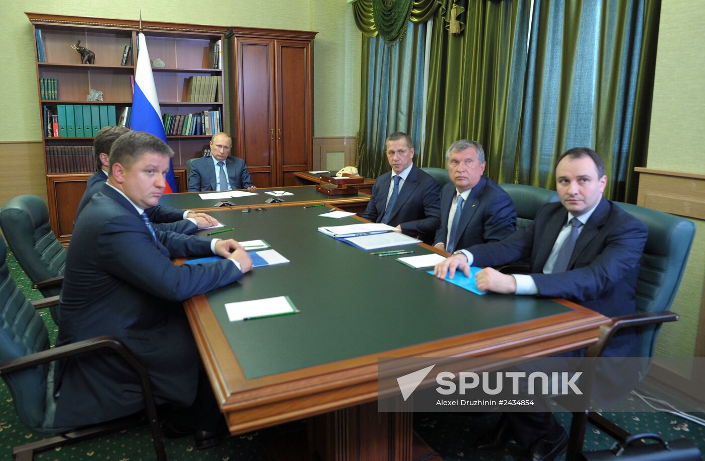 Vladimir Putin visits Blagoveshchensk