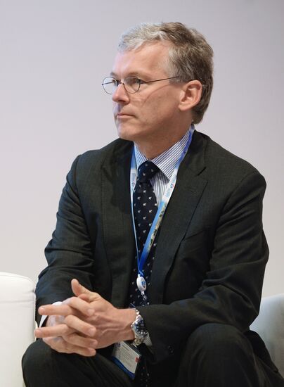 St. Petersburg hosts Global CEO Summit