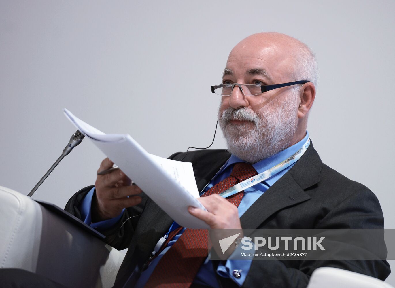 St. Petersburg hosts Global CEO Summit