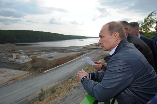 Vladimir Putin visits Blagoveshchensk