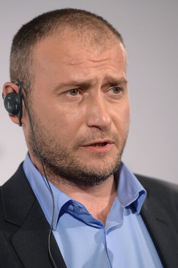Right Sector leader Dmitry Yarosh holds news conference