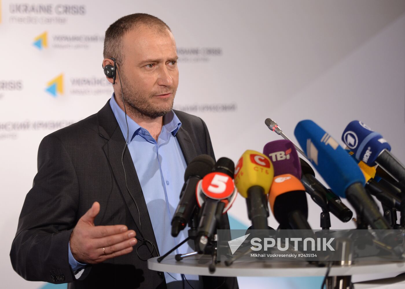 Right Sector leader Dmitry Yarosh holds news conference