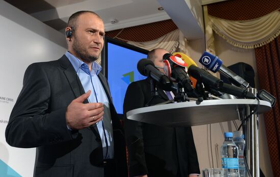 Right Sector leader Dmitry Yarosh at press conference