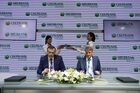 Alexander Hudilainen, Head of the Republic of Karelia, left, and Herman Gref, Chairman of the Management Board, Chief Executive Officer, Sberbank, during the signing of documents at the St. Petersburg International Economic Forum. Location: Russia, St. Petersburg. Author: Igor Russak/Sputnik. The St. Petersburg International Economic Forum. Day One